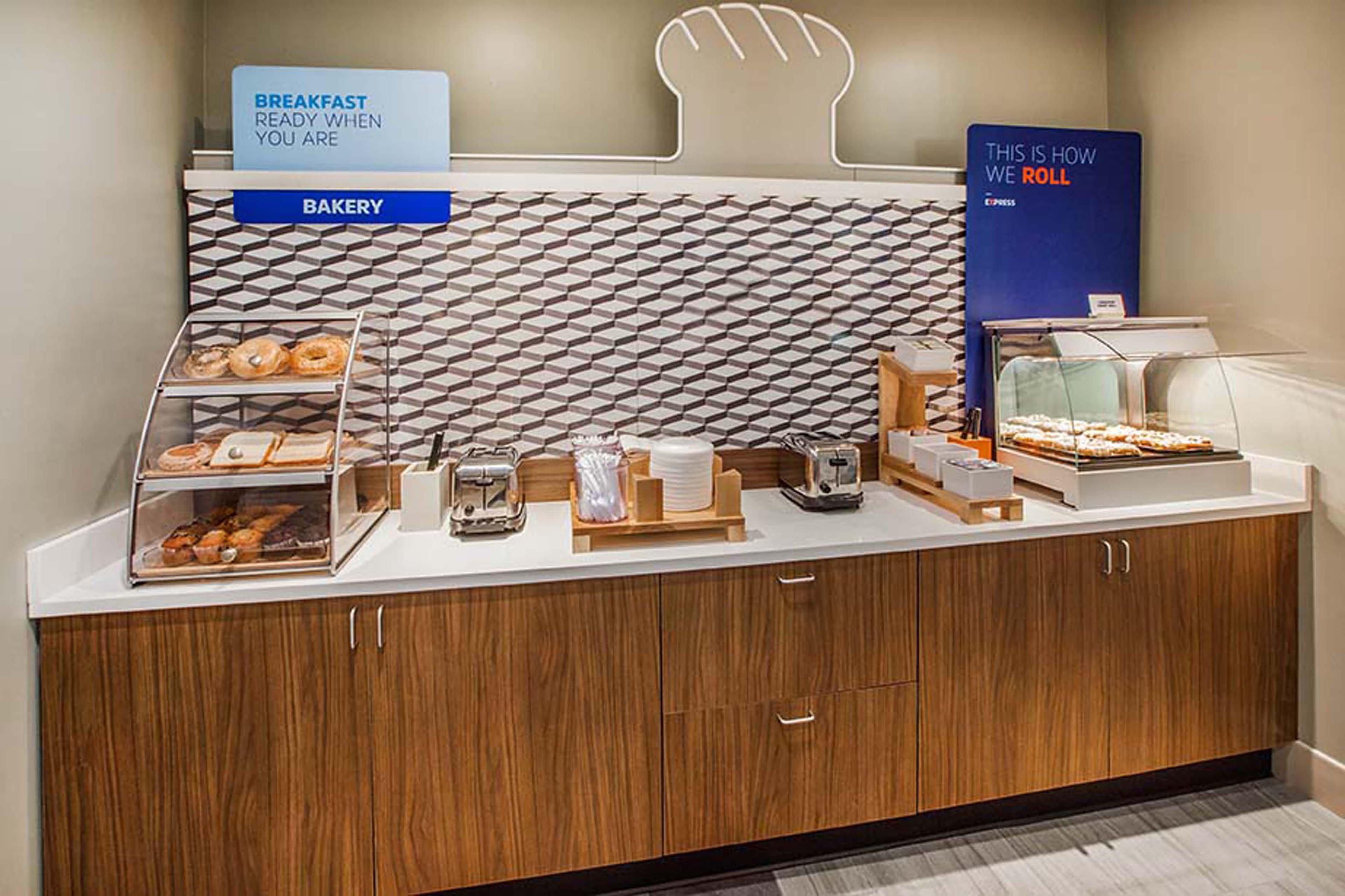 Holiday Inn Express & Suites Clovis By Ihg Extérieur photo