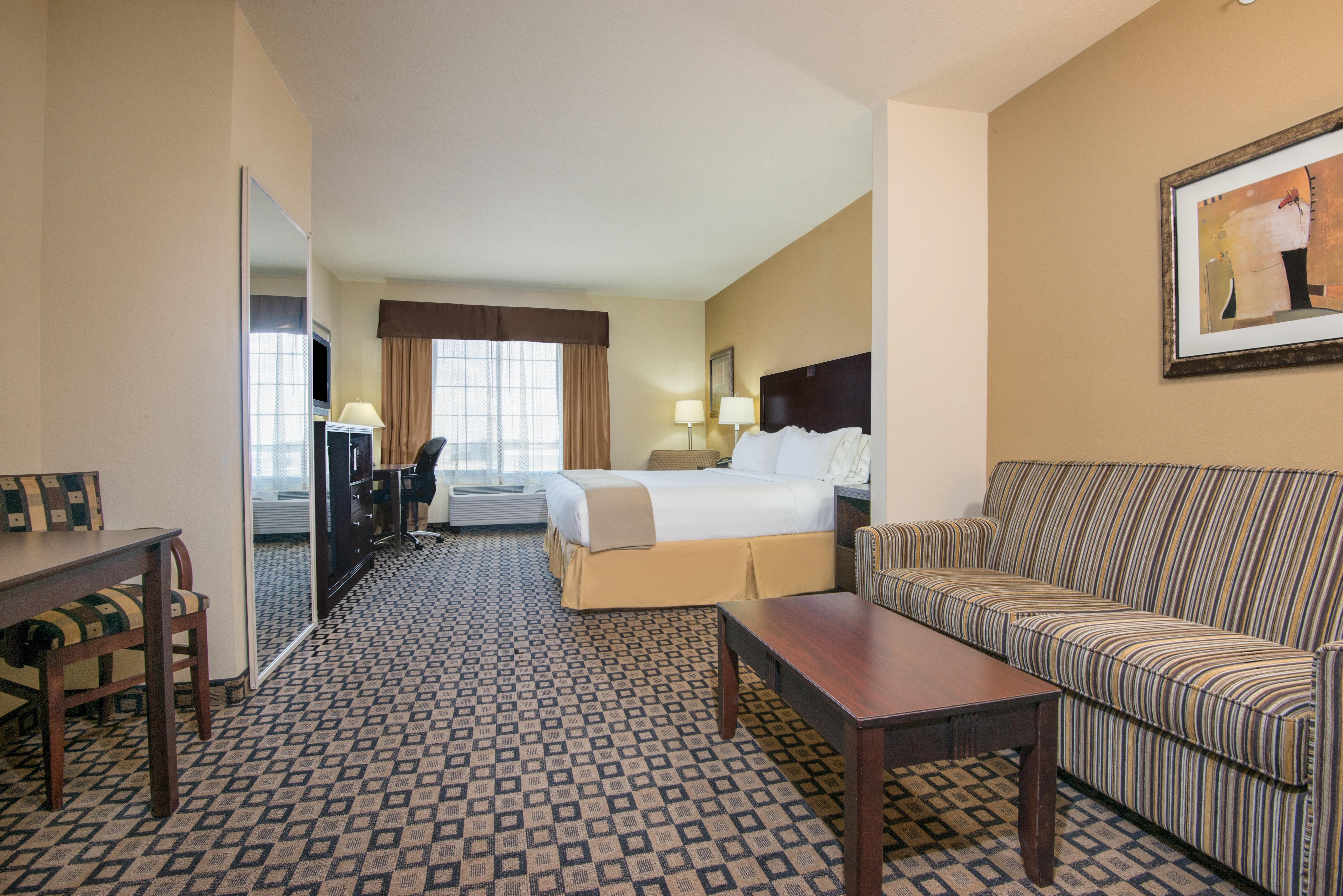 Holiday Inn Express & Suites Clovis By Ihg Extérieur photo