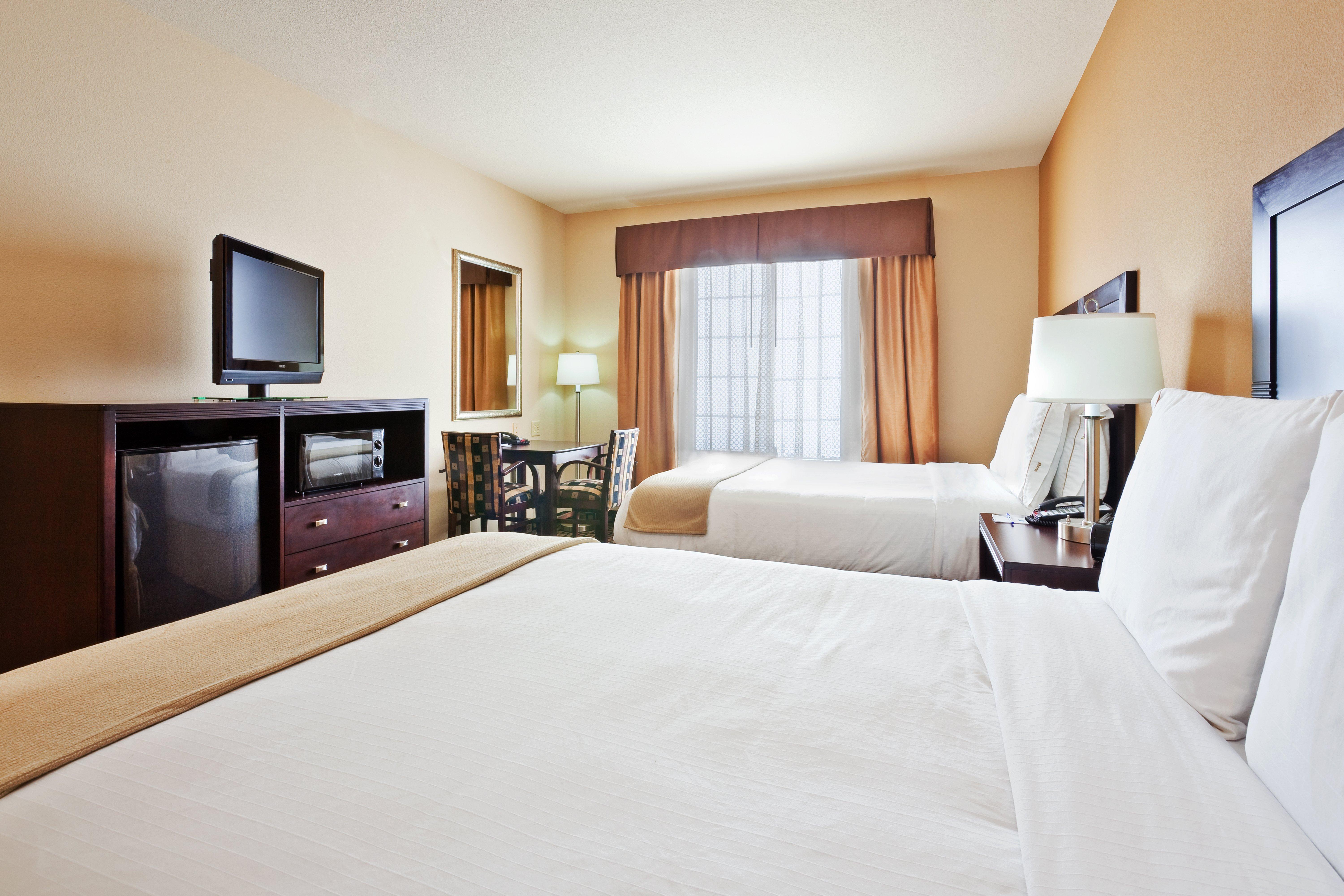 Holiday Inn Express & Suites Clovis By Ihg Extérieur photo